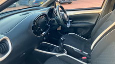 Toyota Aygo X 1.0 VVT-i Edge 5dr Petrol Hatchback